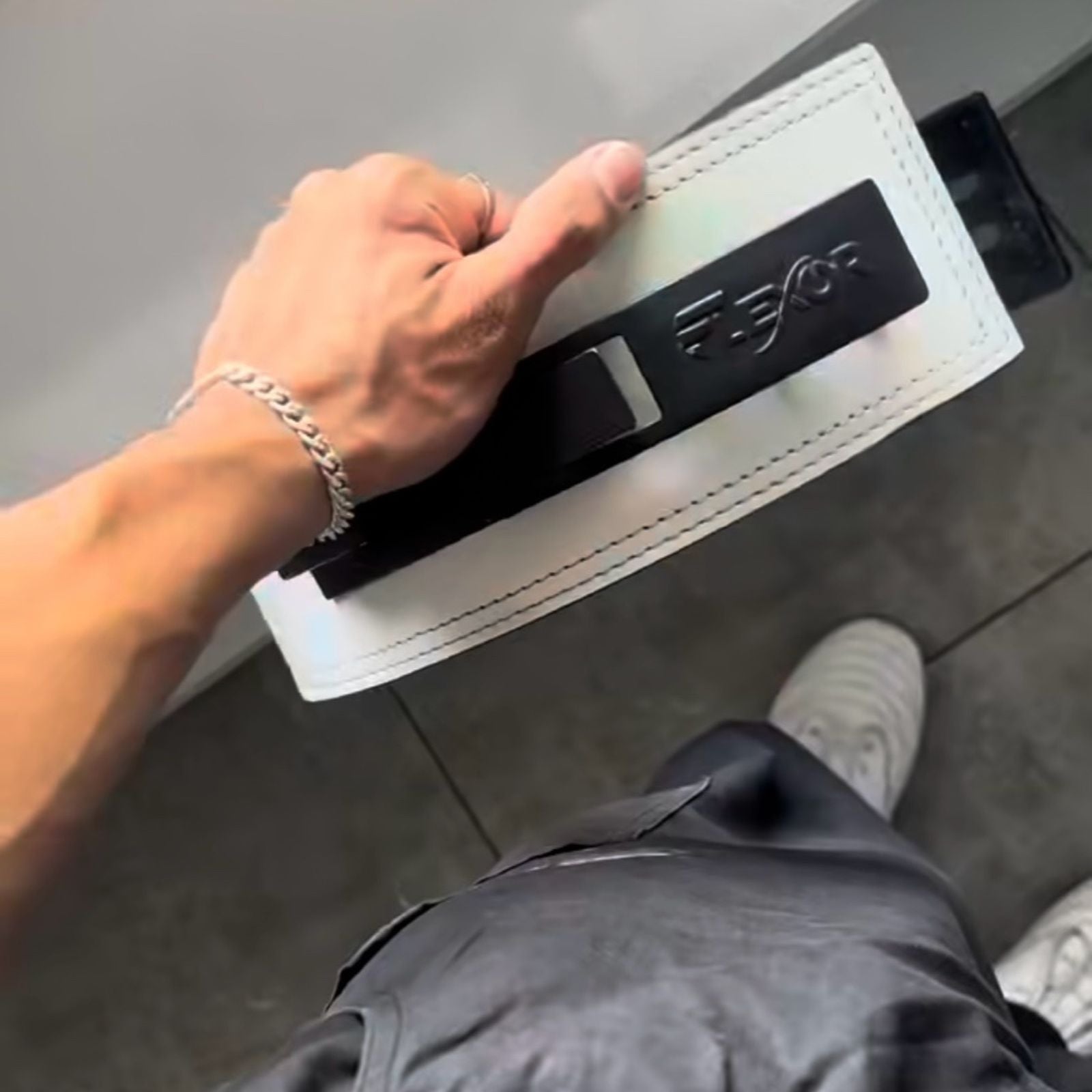 What Is a Lever Belt? How Lever Buckles Improve Squat & Deadlift Performance - Flexor