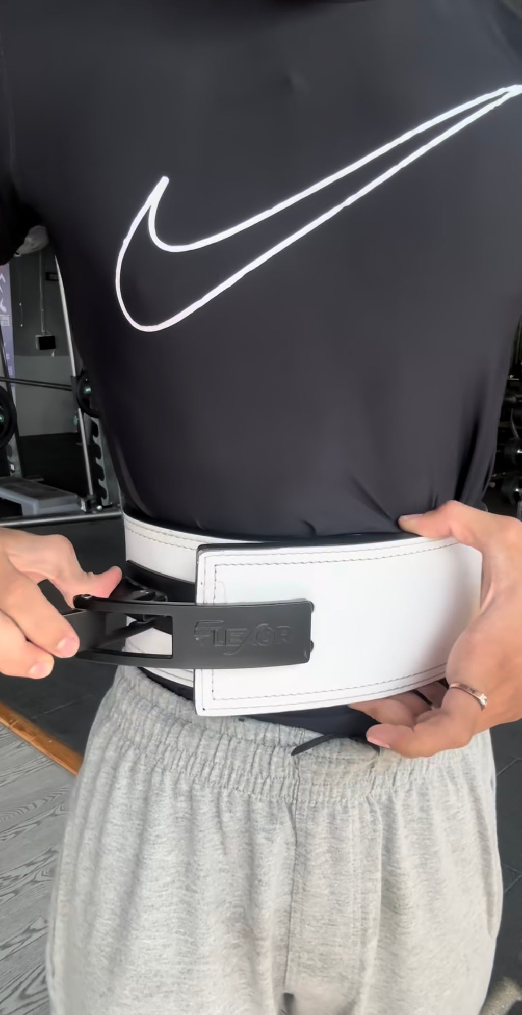 10mm White + Black Lifting Lever Belt